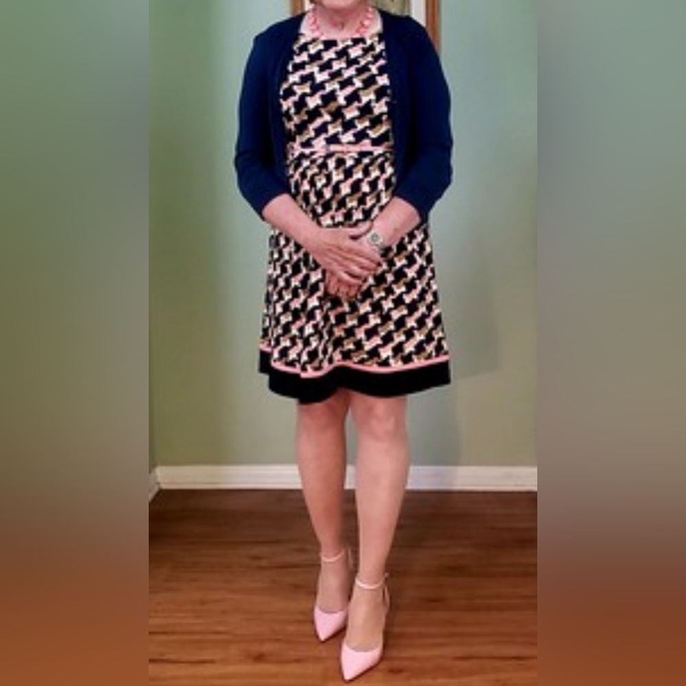 Jessica Howard abstract fit and flare!